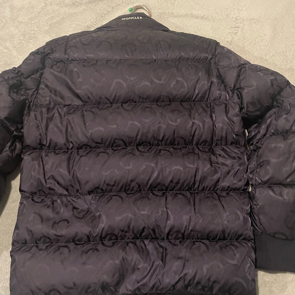 Moncler - Picture 2 of 2